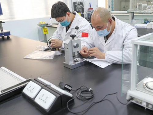 石墨烯的新應(yīng)用，石墨烯技術(shù)制造的東奧會發(fā)熱服裝